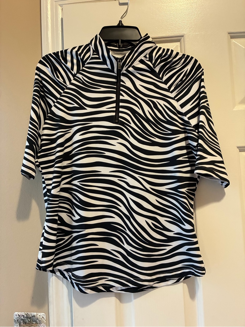 Tail Black & White Zebra Half-Zip Short Sleeve Top